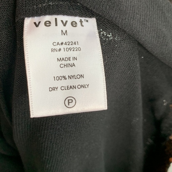 Velvet by Graham & Spencer Sequined Sleeveless Bodycon Mini Dress sz M - Picture 5 of 6